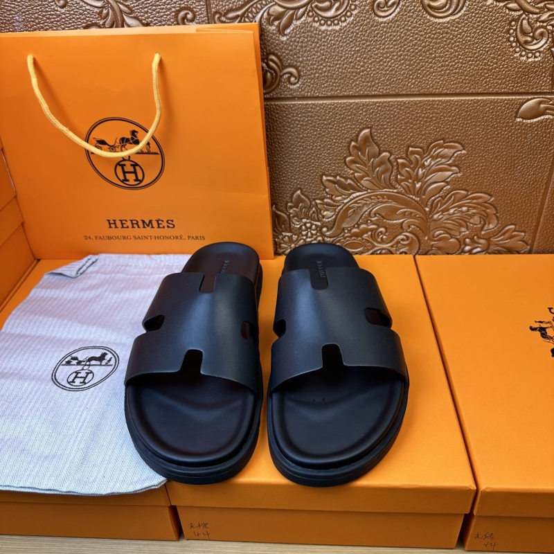 H**mes slippers